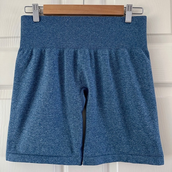 NVGTN Pro Seamless Shorts in Slate Blue Size XL - Picture 3 of 8